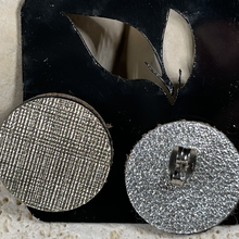 Load image into Gallery viewer, Dot Earrings