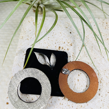 Load image into Gallery viewer, Circle Earrings