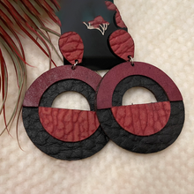 Load image into Gallery viewer, Geometric Circle Earrings
