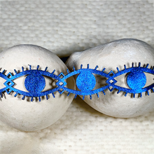 Load image into Gallery viewer, Eye Choker