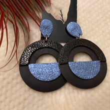 Load image into Gallery viewer, Geometric Circle Earrings