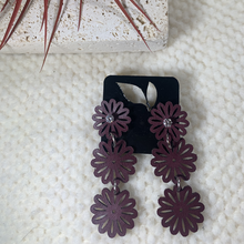 Load image into Gallery viewer, Hanging Flower Earrings