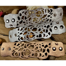 Load image into Gallery viewer, Freeform Bracelet