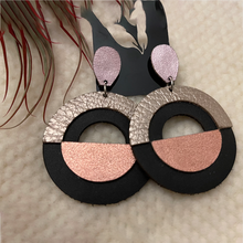 Load image into Gallery viewer, Geometric Circle Earrings
