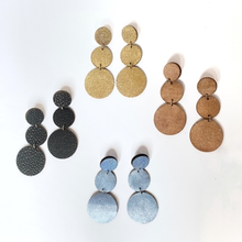 Load image into Gallery viewer, Hanging Circle Earrings