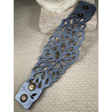Load image into Gallery viewer, RaineDrop Bracelet