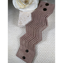 Load image into Gallery viewer, Zig-Zag Bracelet